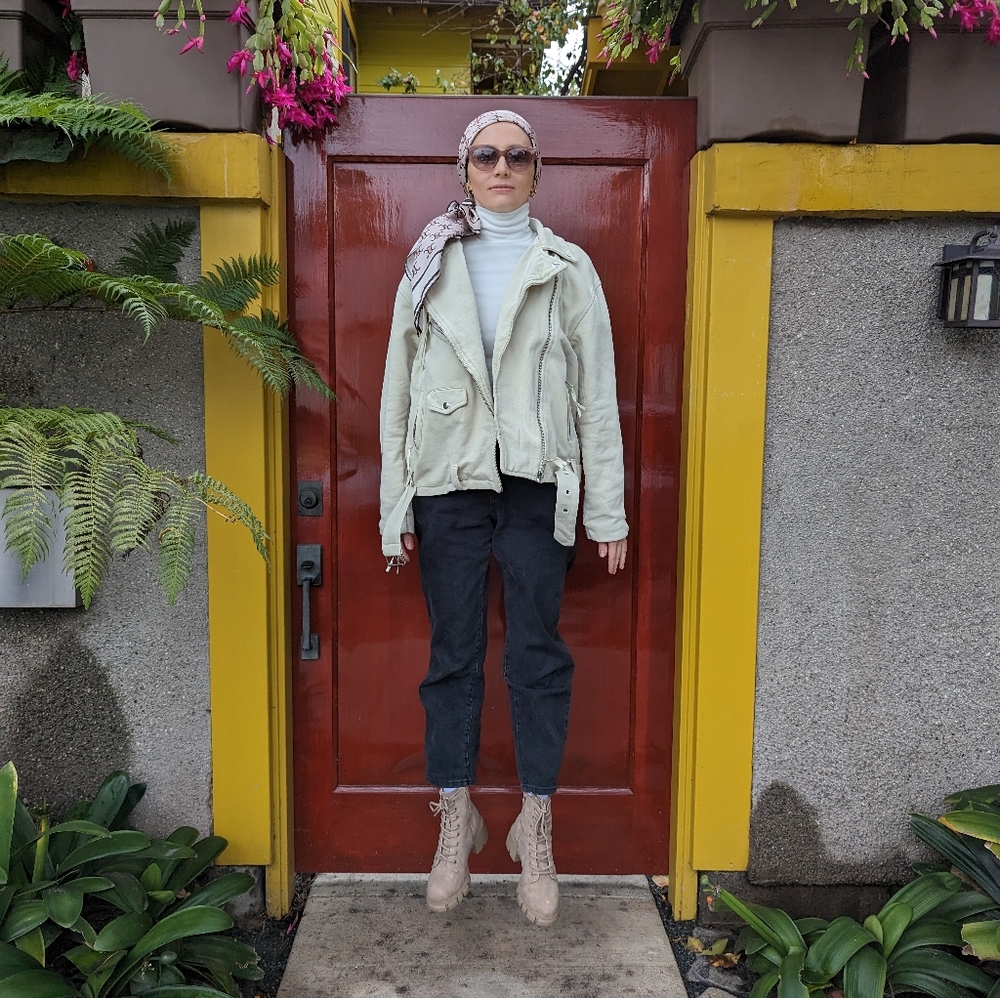 Meet your Posher, Anna
